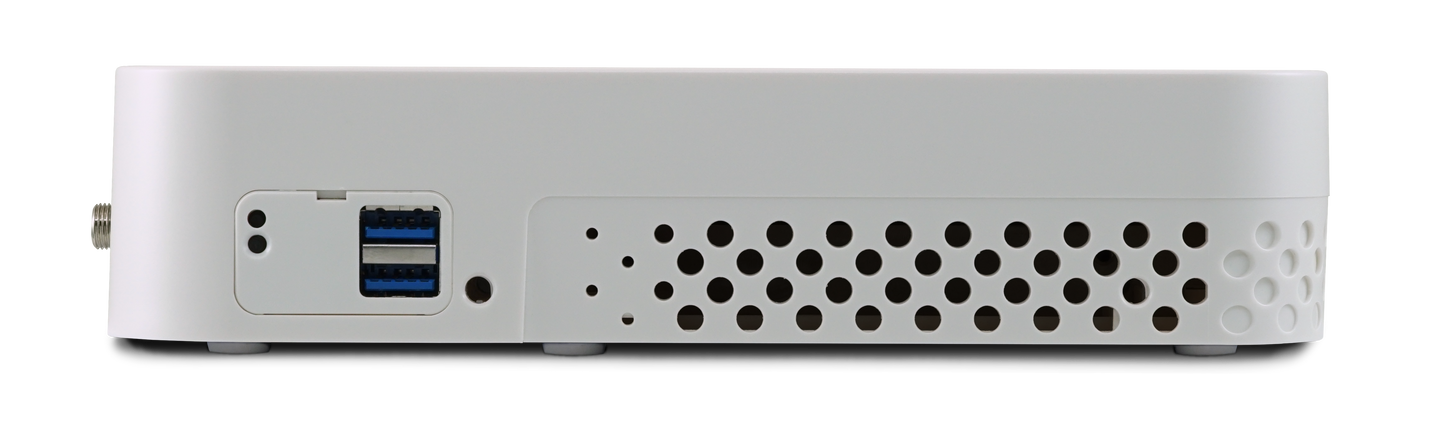 Netgate 6100 MAX - PfSense+ Security Gateway - Firewall VPN Router - 2x 10 GbE SFP+ Ports - 2x 1 GbE Combo Ports (RJ45/SFP) 4x 2.5 Gbps Ports - EU Power Adapter - Firewall Professionale - NGF